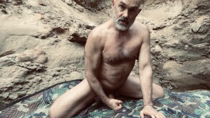 CAN'T CUM INSIDE A HOLE? DADDY TEACHES YOU HOW!