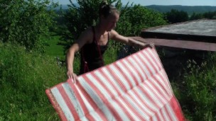 Sexual surprises during sunbathing - part 1