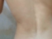 Um boquete gostoso no banho é gozando Dentro da buceta apertadinha dela 11/16