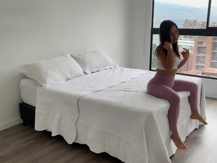 Latina Fitness Model Stepsister Gets Mouth Full of Cum (Full HD)
