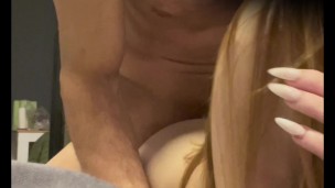 Mi vecina siempre le gusta venir a cojer