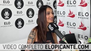 LILACK INTERCAMBIA LA TANGA CON ELO PODCAST EN EL CUARTO PICANTE