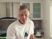 Horny Wife Has A Threesome With Fit Kitty 3/16