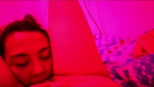 Eating her pussy under the pink light