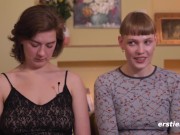 ersties - intensive strap-on-action im doggystyle mit emma k und amanita 13/16