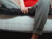 Du bist ganz klein und ich hebe dich vom Boden auf 💕 5/16