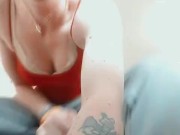 Du bist ganz klein und ich hebe dich vom Boden auf 💕 8/16