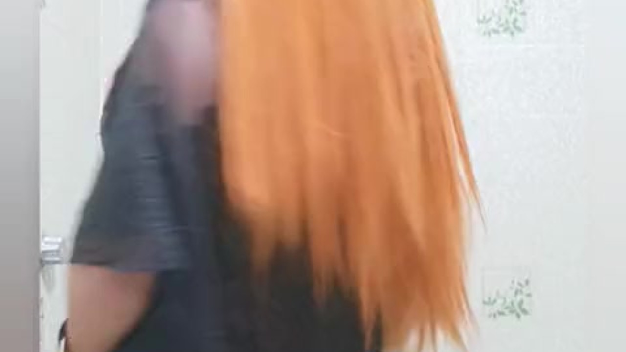 FemBoy Madrid Contreras Se Masturba Hasta Correrse Mientras Se mete Los Dedos En El Ano - RedTube