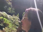 Desconocido me invita a fumar en el parque ARVI y termino follandome entre la naturaleza de Medellin 4/16