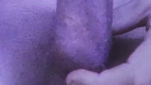 Uso mi bomba de vacío y me corro