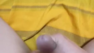 Lanjut coli. Belum bisa beli wanita