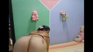 Latina le envia video muy caliente y sexy a su amante pronunciando su nombre mostrando todo