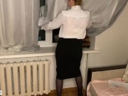 Риэлторша сосет не хуже,чем впаривает квартиры. 3/16