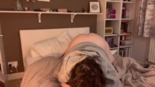 English Girl Fucks Her Pink Wet Pussy to a Creamy Mess