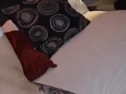 Je la réveille à lui baisant la 🐱 12/16