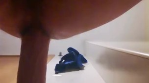 Amateur first time with big anal dildo