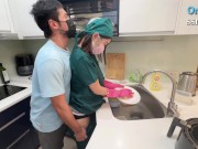 女醫生下班回家還知道要洗碗 3/16