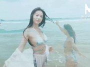 An unforgettable sex experience on the beach of the island 1/16