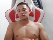 Argentino Influencer Masajeando su Enorme Verga 5/16