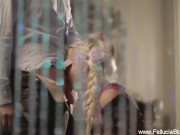 Gorgeous Lady Performing Deep Throat Oral Sex Blowjob 14/16