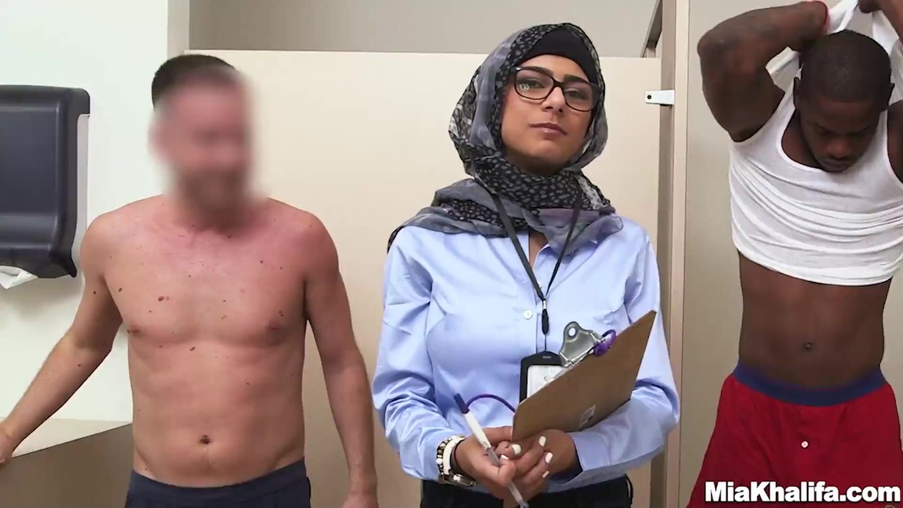 MIA KHALIFA - Mia Khalifa Conducts A Study For Her Friends Where She Takes Measures Of Various Cocks - Free Sex Video - RedTube