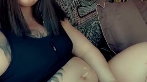 Plump Bonnie gently masturbates and cums sweetly