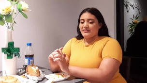 mi novio cumple mi capricho a cambio le tengo que dar una fuerta y dura follada