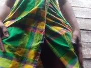 AMATEUR MILF18+ PEE  OUTDOOR CLOSE UP VIEW ASMR