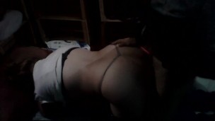 al lado de la estufita electrica cogemos de perrito