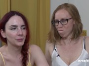 Ersties - Ramona und Claudia M. spielen mit Analplug noch mehr 5/16