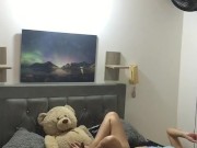 girl with toys fucks her pussy alone. 2/16