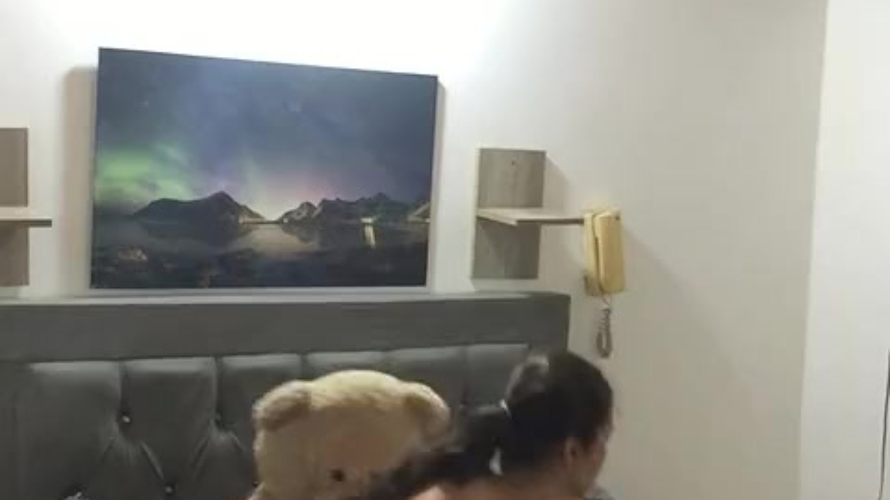 girl with toys fucks her pussy alone. - Free Sex Video - RedTube