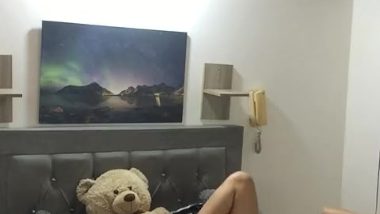 girl with toys fucks her pussy alone. - Free Sex Video - RedTube