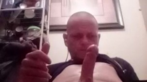 Jerking my dick to porn