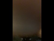 Sa chatte crémeuse squirt sur une grosse bite 10/16