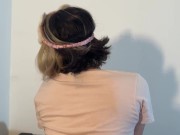 ENCUENTRO A MI HERMANASTRA MASTURBANDOSE CON EL PELUCHE QUE LE REGALE 2/16