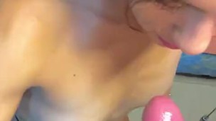 se puso esa pollerita y me la tuve que coger