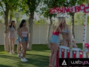 Kissing Booth Girl Hard Fucks Hot Client 1/16