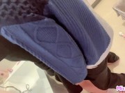 洗面所で身支度してる巨乳の彼女のスカートをまくって後ろから触りまくってそのまま生挿入-日本人/巨乳/個人撮影/素人カップル/立ちバック 8/16