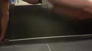 Push up pee