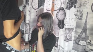 PERRA INFIEL ES FOLLADA MIENTRAS HABLA CON SU NOVIO POR TELEFONO