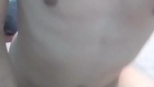 POV grabo a mi novia mientras la penetro al frente de la webcam