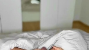 I like to masturbate beautifully in bed in the morning with thoughts of you... Or maybe you can keep