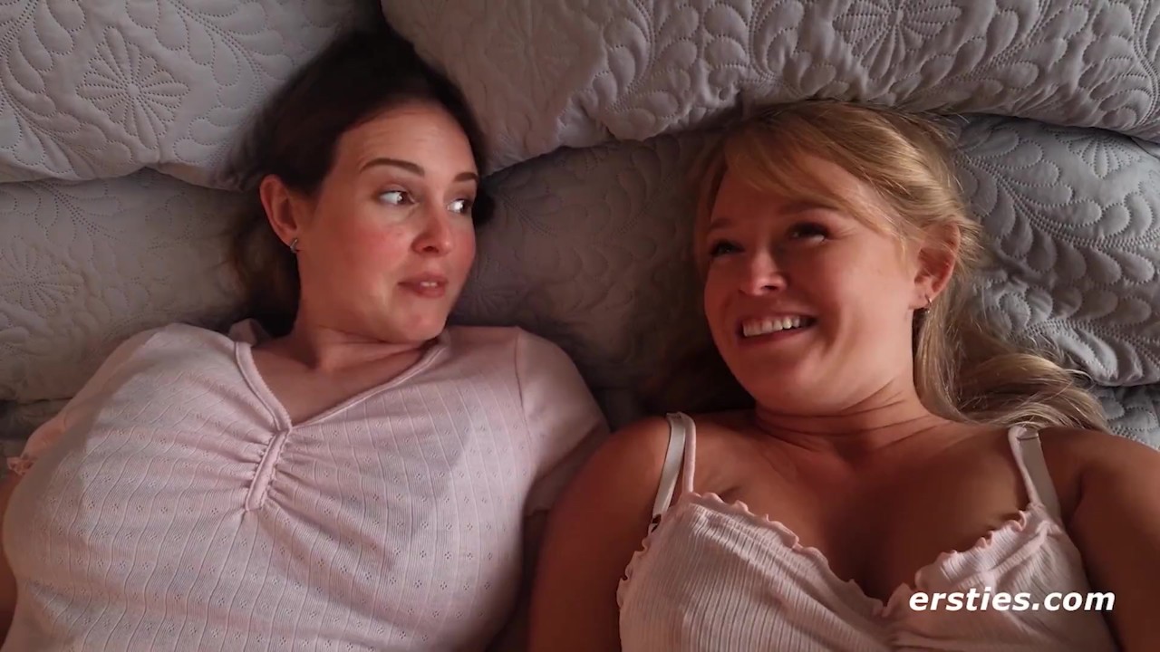 Ersties - Two Babes Enjoy Presents Before Having Lesbian Sex - RedTube
