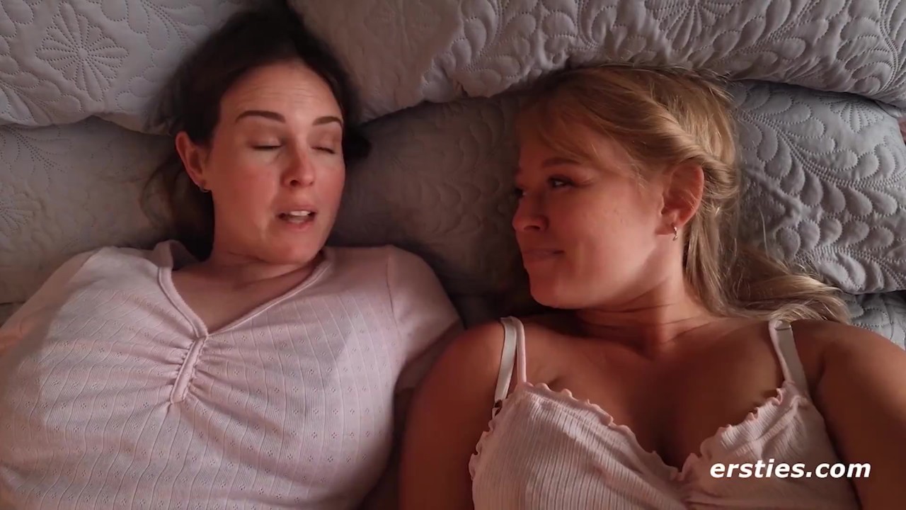 Ersties - Two Babes Enjoy Presents Before Having Lesbian Sex - RedTube
