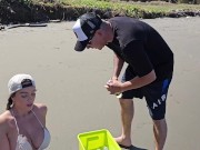 I seduce a street vendor to fuck with me on the beach in Cartagena kourtney_love 3/16