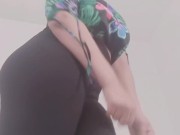 راجل صاحبتي شافني حسيت بيه هاج عليا دخلت لدار كفت عليه وانا كنتخايلو - Screenshot 3 of 16 - Indian Sex