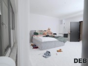 DEBT4k. Hold Your Horses with Leanne Lace 13/16