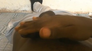 SOLO MALE WANKING AND CUMMING HUGE 💦💦🍌