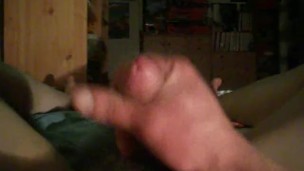 Masturbe (45) with one testicle